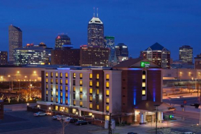Отель Holiday Inn Express Hotel & Suites Indianapolis Dtn-Conv Ctr Area, an IHG Hotel  Индианаполис